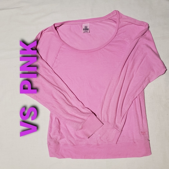 baggy pink t shirt